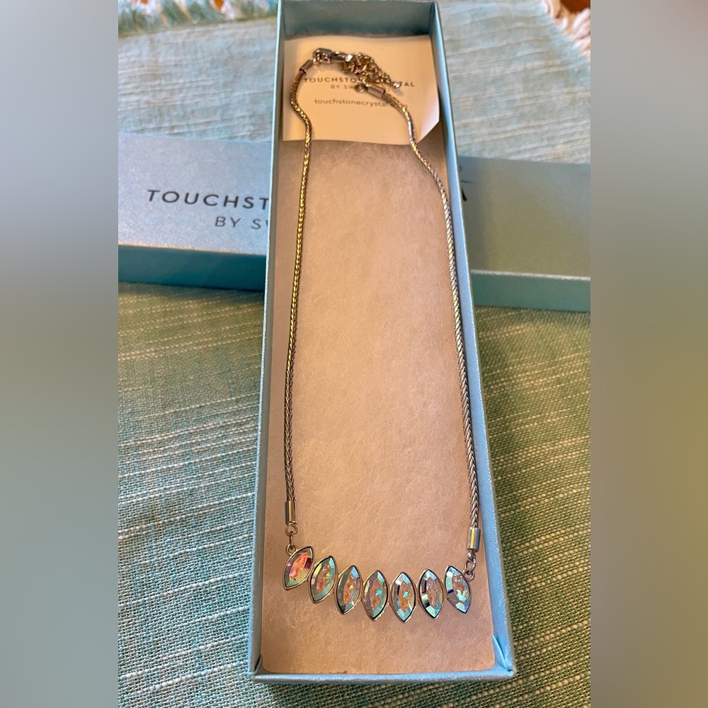 TOUCHSTONE CRYSTAL Marquis Necklace
15-18 inches adjustable EUC - Picture 3 of 9